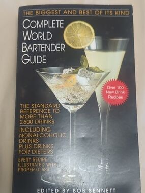 Complete World Bartender Guide - Black Cover